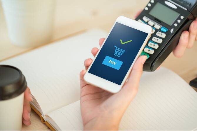 المدفوعات الرقمية تُهيمن على 79% من معاملات التجزئة في السعودية عام 2024